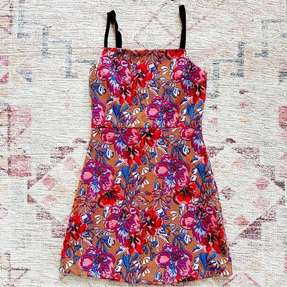 Urban Outfitters Dresses & Skirts - Urban Outfitters• floral print dress